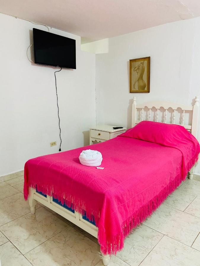 דירות Guatapé Vivienda Turistica El Zocalo מראה חיצוני תמונה