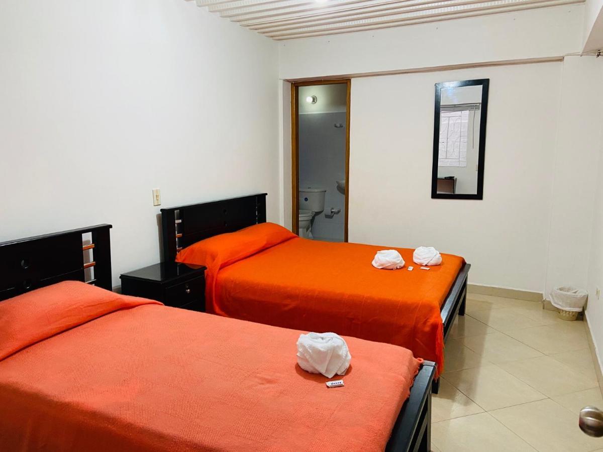 דירות Guatapé Vivienda Turistica El Zocalo מראה חיצוני תמונה